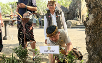 JALA Bawaslu Bali Ke-4 di Gianyar: Menanam Pohon, Menebar Harapan