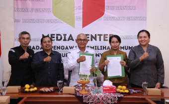 Resmi Teken MoU, Bawaslu Gianyar Gandeng SLB Negeri 1 Gianyar Wujudkan Demokrasi Inklusif