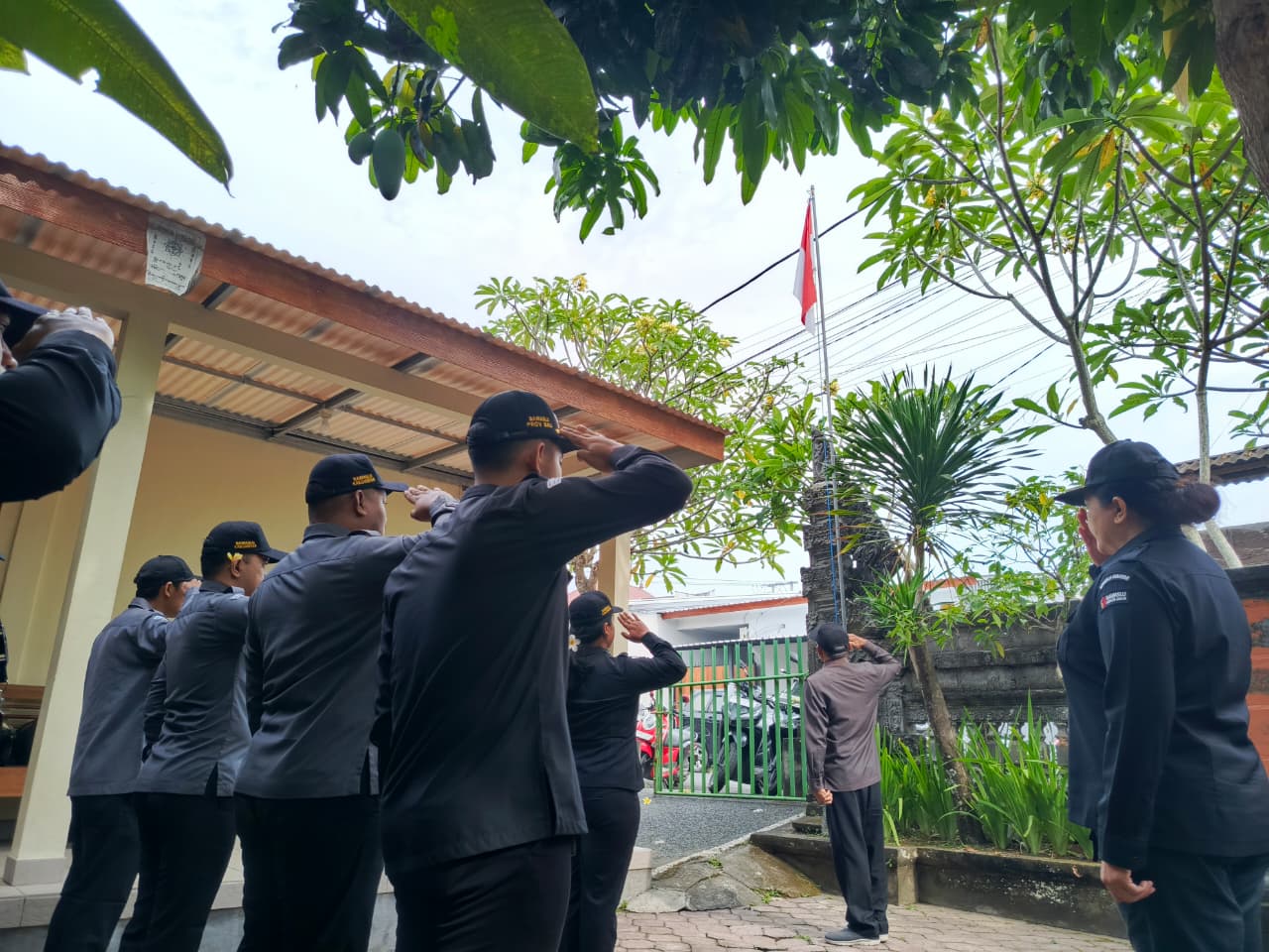 Ketua Bawaslu Gianyar Tekankan Disiplin dan Semangat Kerja di Masa Non-Tahapan Pemilu