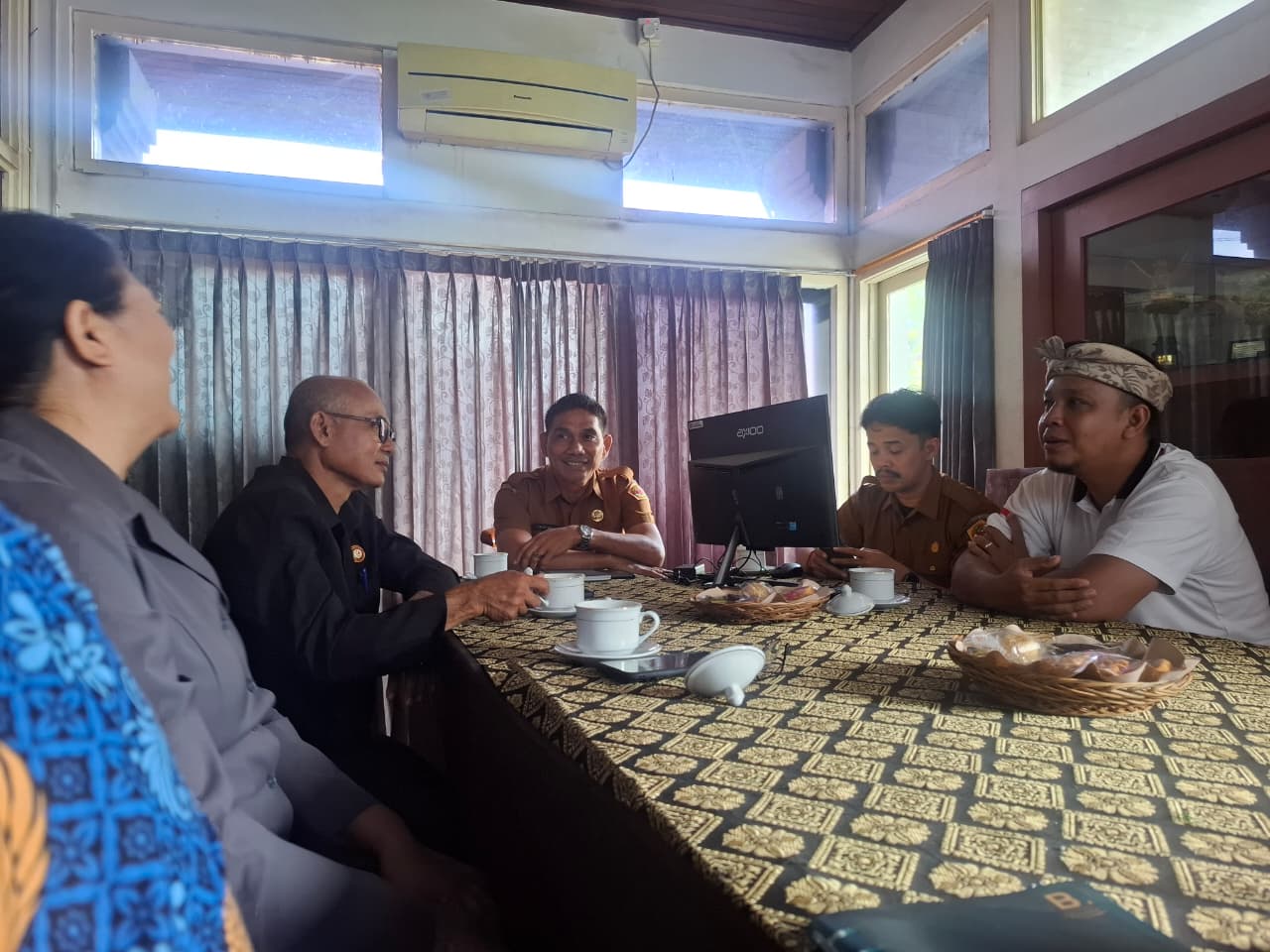 Bawaslu Kabupaten Gianyar Laksanakan Studi Banding ke Bagian Hukum Setda Gianyar: Perkuat Pengelolaan JDIH dan Kolaborasi Antarinstansi