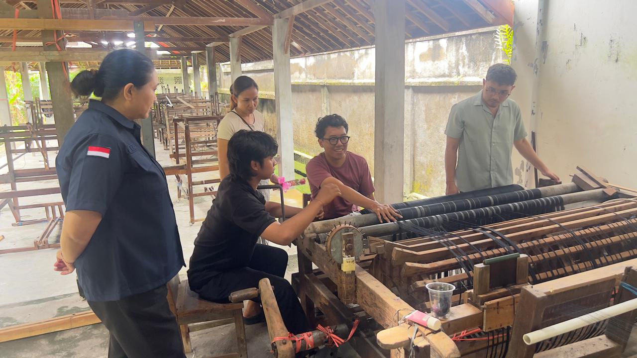Sasar Sektor Industri, Bawaslu Gianyar Edukasi Pekerja Soal Hak Pilih dan Pengawasan Pemilu.