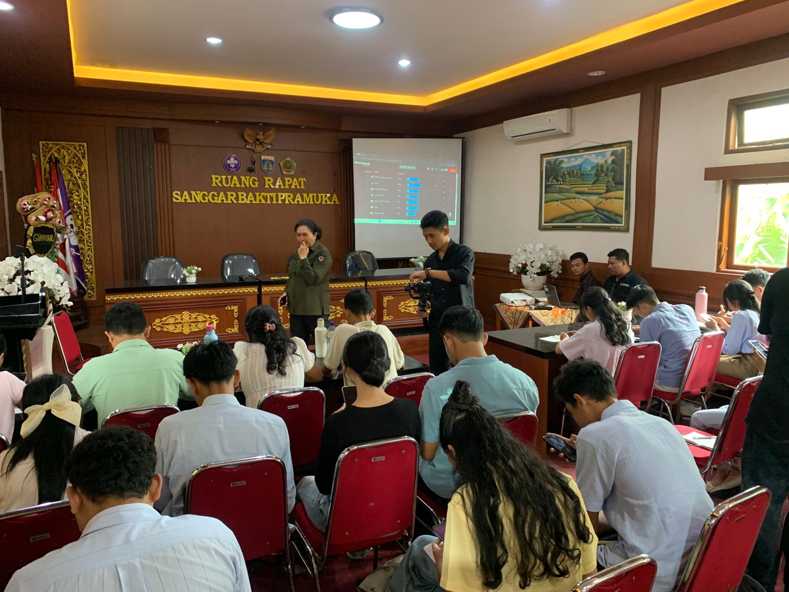 Bawaslu Gianyar Ajak Finalis Duta GenRe Jadi Pengawas Partisipatif Pemilu