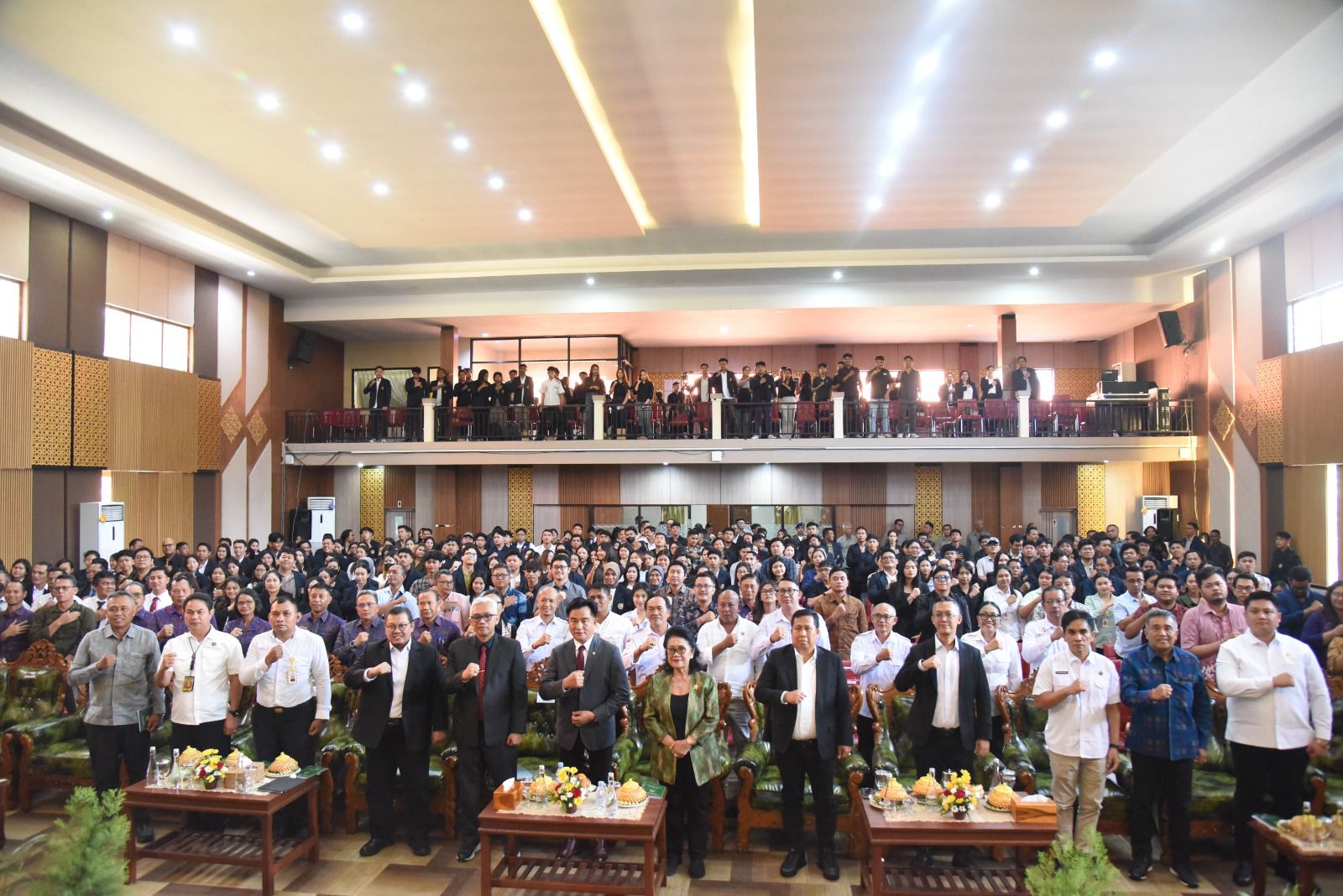 Serius Hadapi Era Digital, Bawaslu Gianyar Ikuti Kuliah Umum AI dan Hukum