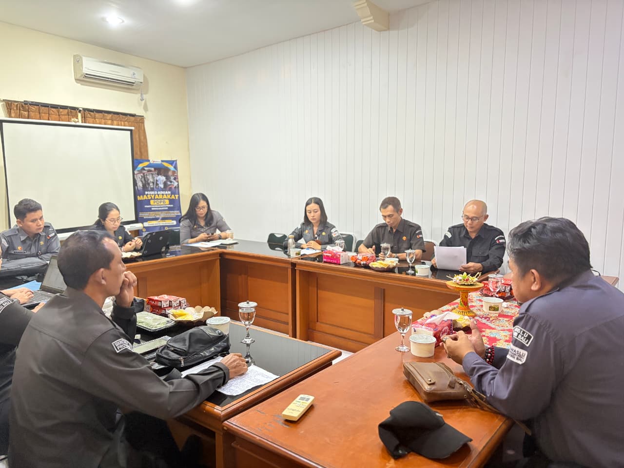 Monitoring di Gianyar. Bawaslu Bali Ingatkan Pentingnya Kerja Tim dan Integritas