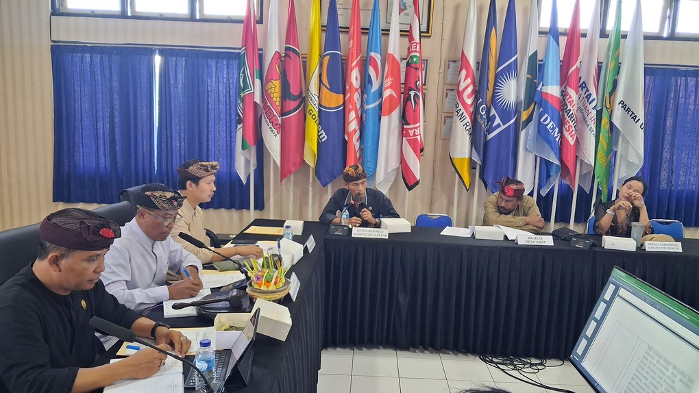 Forum Konsultasi Publik, Bawaslu Gianyar Dorong Peningkatan Kualitas Pelayanan KPU