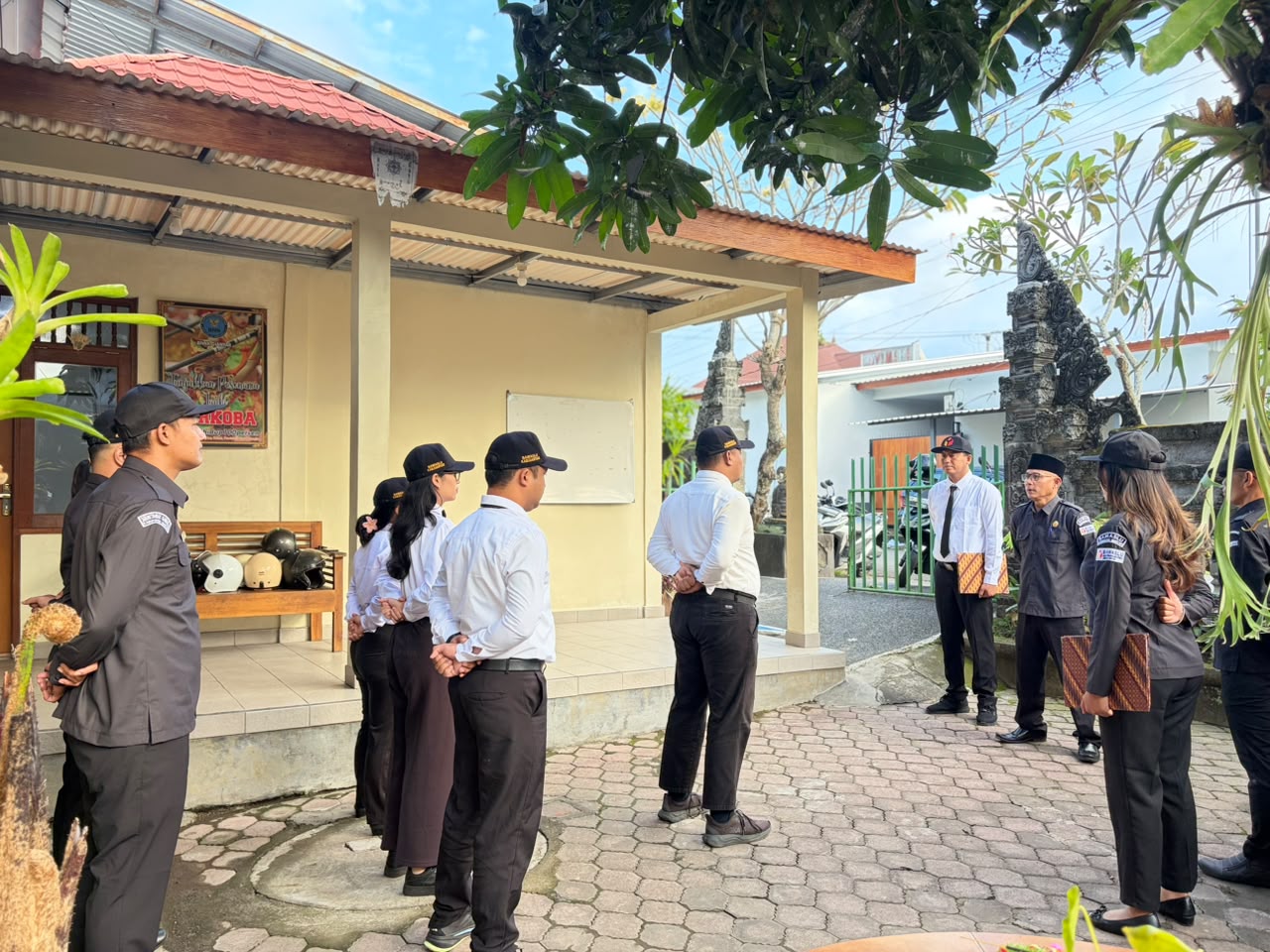 Jaga Marwah Lembaga, Ketua Bawaslu Gianyar Tekankan Disiplin dan Profesionalitas ASN
