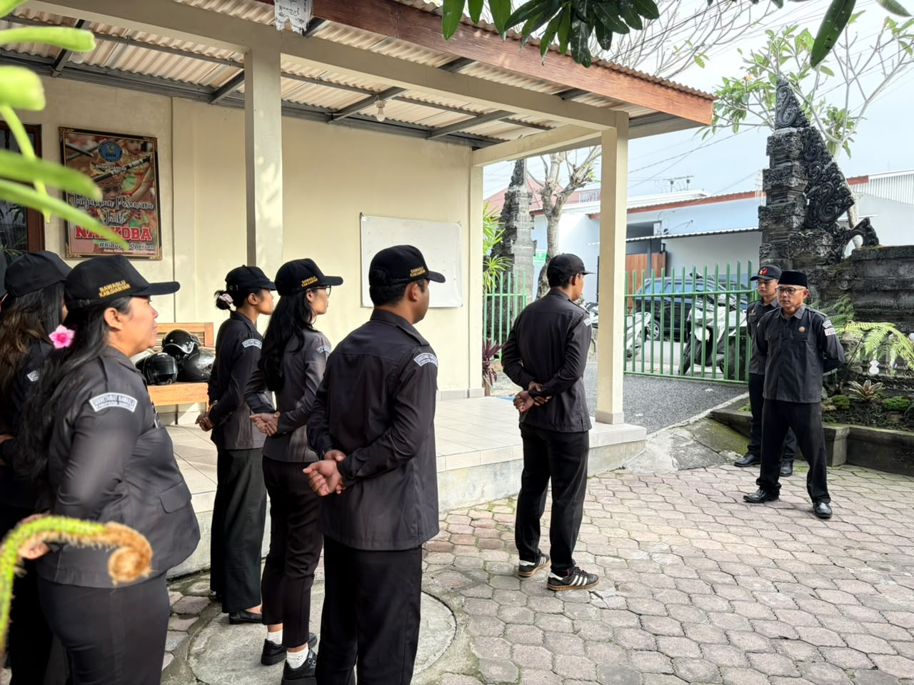 Semangat Bulan Kemerdekaan, Ketua Bawaslu Gianyar Tegaskan Integritas dan Profesionalitas Jajaran