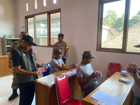 Dari Logistik hingga TPS Inklusif, Bawaslu Gianyar Kawal Persiapan Pilkel Buahan