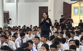 BAWASLU KABUPATEN GIANYAR GELAR SOSIALISASI KELEMBAGAAN DAN PENGAWASAN PEMILU DI SMK NEGERI 1 GIANYAR