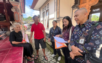 BAWASLU KABUPATEN GIANYAR LAKUKAN PENGAWASAN COKTAS UNTUK PASTIKAN VALIDITAS DATA PEMILIH