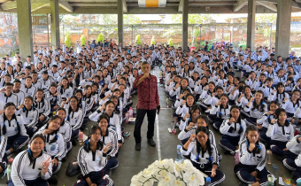 Gencarkan Pengenalan Lembaga, Sutirta Datangi 2 SMA Negeri di Kabupaten Gianyar.