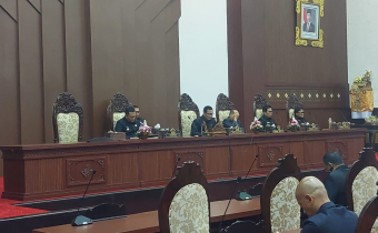 BAWASLU KABUPATEN GIANYAR HADIRI RAPAT PARIPURNA DPRD KABUPATEN GIANYAR SEBAGAI WUJUD SINERGI KELEMBAGAAN