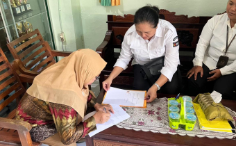 BAWASLU TEKEN MOU DENGAN MADRASAH ALIYAH 45 GIANYAR.