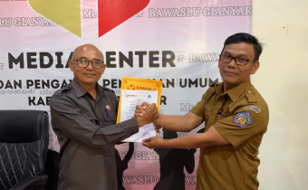 Bawaslu Gianyar dan SMA PGRI Blahbatuh Teken PKS, Perkuat Pendidikan Politik dan Pengawasan Partisipatif di Sekolah