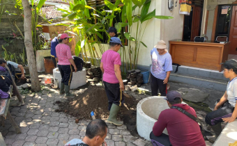 Bawaslu Gianyar Mulai Pembuatan Teba Modern, Wujud Nyata Dukungan Program Jumat Sehati dan Jumpa Berlian