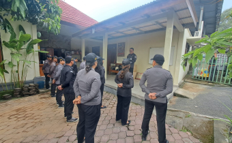 Kepala Sekretariat Bawaslu Provinsi Bali Lakukan Sidak ke Bawaslu Gianyar, Tekankan Disiplin, Etika, dan Tanggung Jawab Kinerja