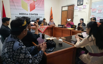 Perkuat Pengelolaan JDIH, Bawaslu Gianyar Terima Monitoring dan Evaluasi dari Bawaslu Bali