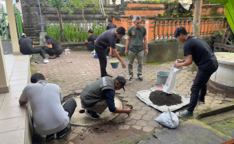 Awali Tahun 2026 dengan Semangat Bersih dan Sehat, Bawaslu Gianyar Gelar Aksi Bersih Lingkungan