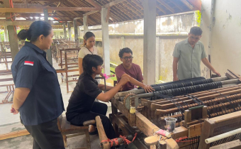 Sasar Sektor Industri, Bawaslu Gianyar Edukasi Pekerja Soal Hak Pilih dan Pengawasan Pemilu.