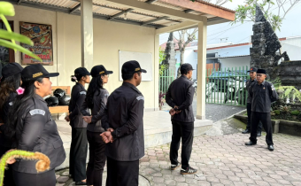Semangat Bulan Kemerdekaan, Ketua Bawaslu Gianyar Tegaskan Integritas dan Profesionalitas Jajaran