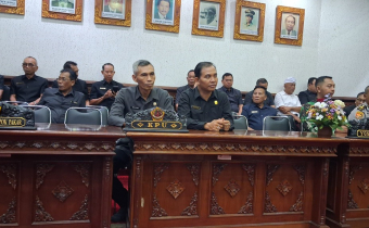 Perkuat Sinergi Kelembagaan, Bawaslu Gianyar Hadiri Paripurna DPRD